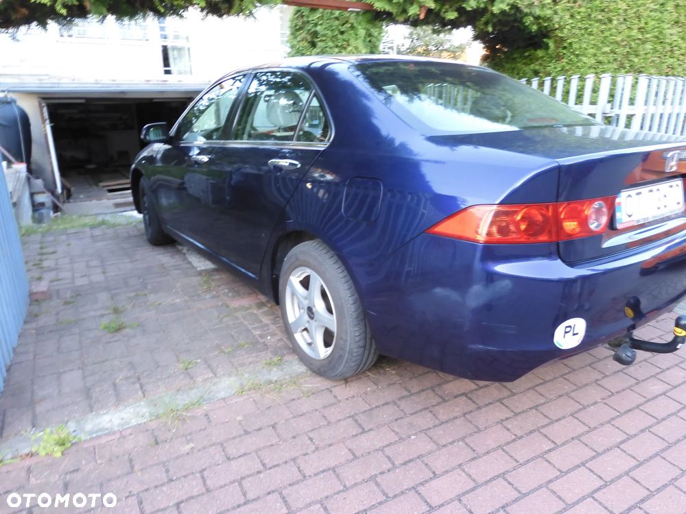 Honda Accord 2.0 Comfort - 11