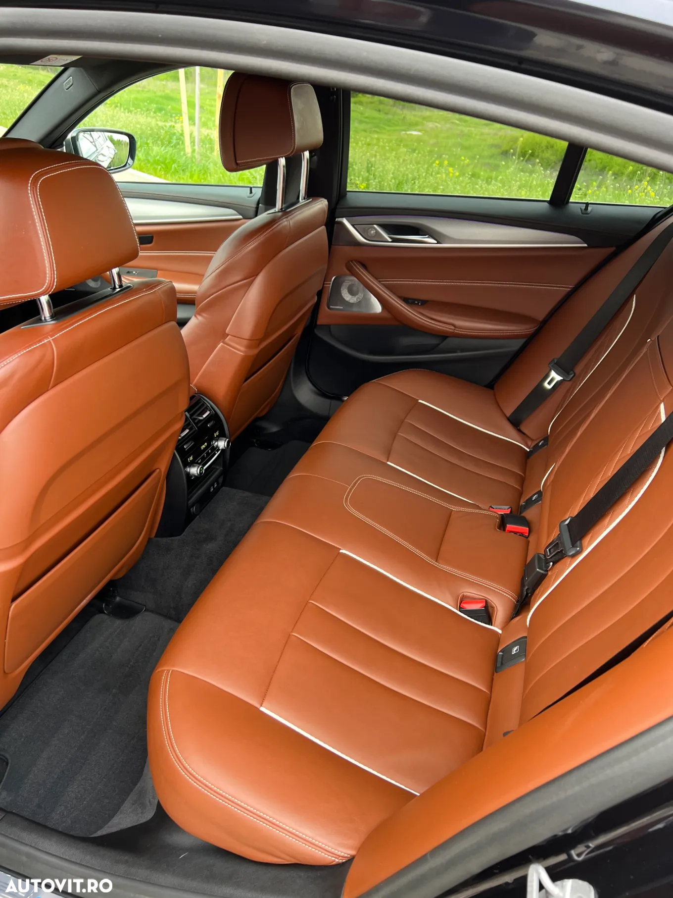 BMW M5 M550i xDrive AT - 23