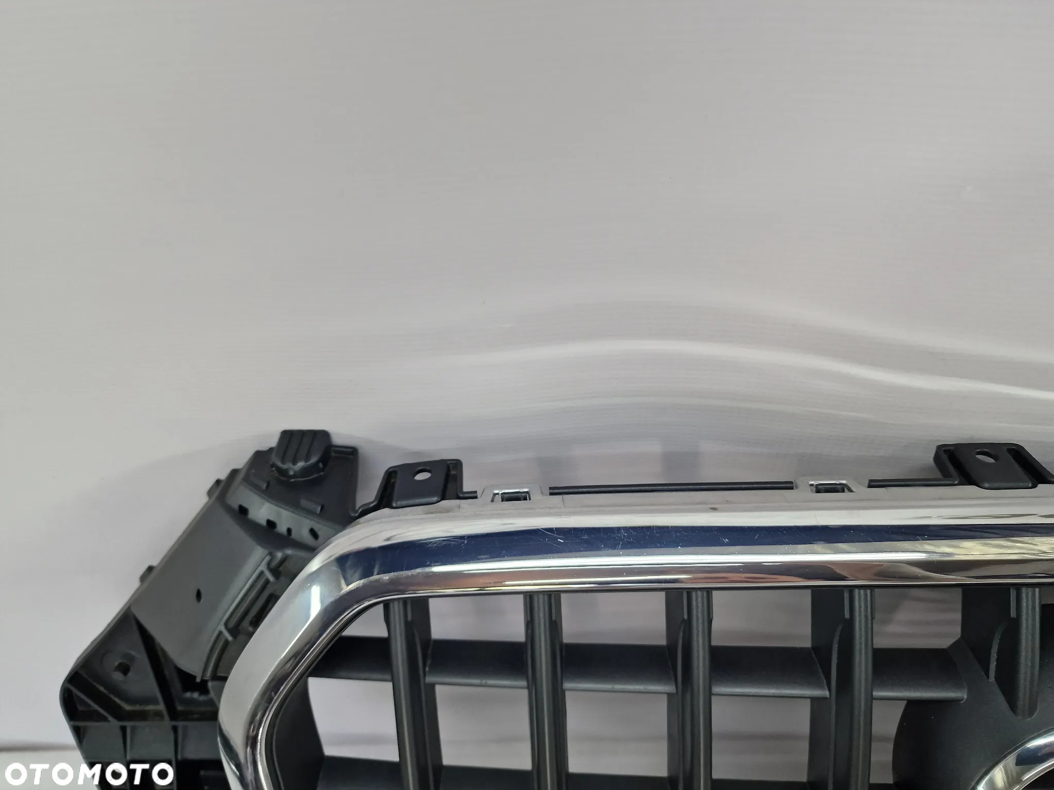 AUDI Q3 8U0 10-14 ATRAPA / GRILL PRZEDNI PRZÓD NA PDC , NR 8U0853653H / 8U0853651H / 8U0853651J / 8U0853651K , NR AUKCJI GR171 - 8