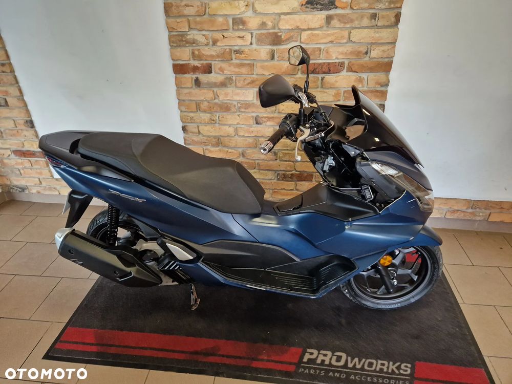 Honda PCX - 9