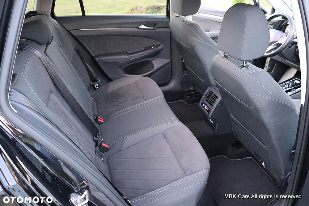 Volkswagen Golf Variant 2.0 TDI Style DSG - 35