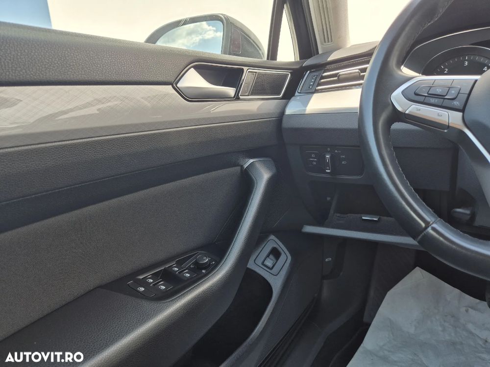Volkswagen Passat Variant 2.0 TDI DSG Comfortline - 14