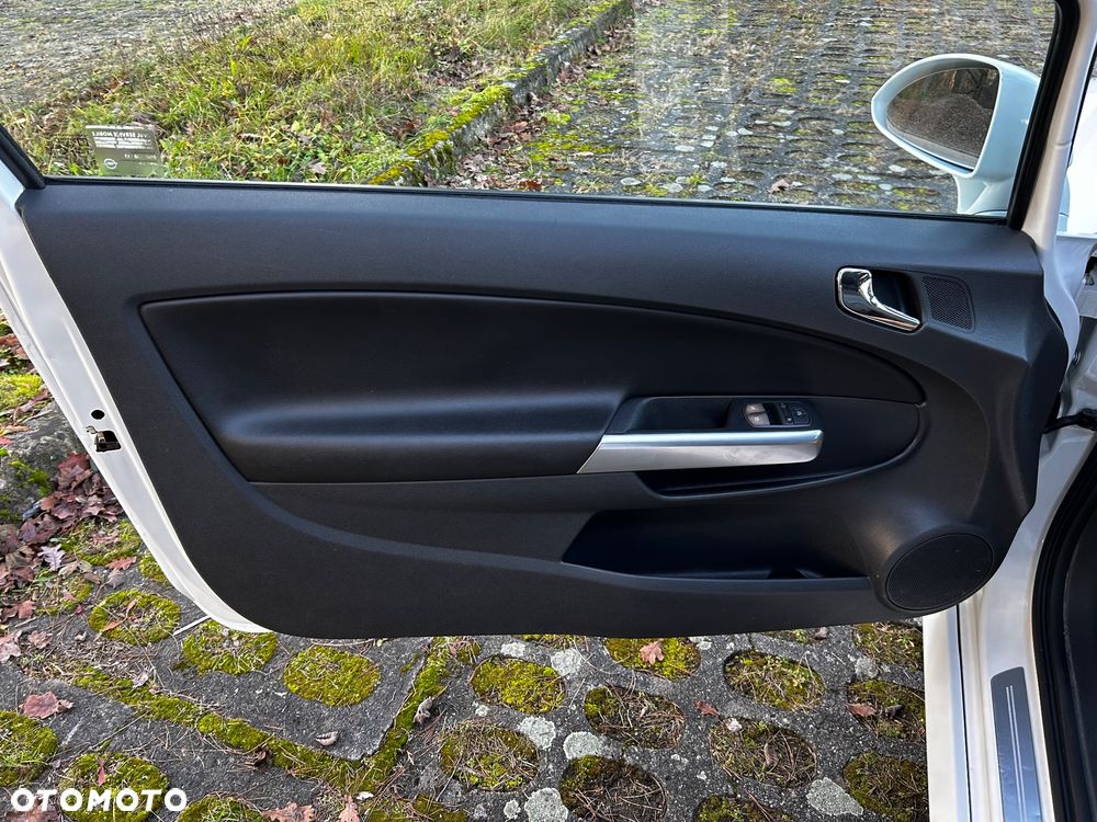 Opel Corsa 1.6 Turbo OPC - 16