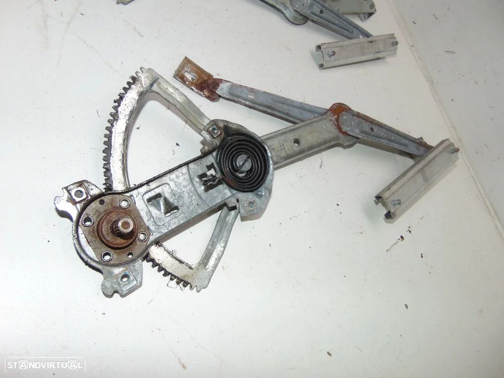 Mercedes 190/W201 elevadores - 3