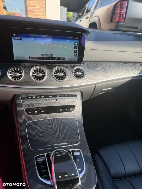 Mercedes-Benz Klasa E 200 4Matic 9G-TRONIC Avantgarde - 6