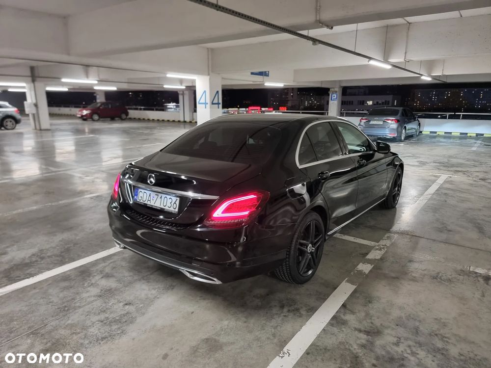 Mercedes-Benz Klasa C 220 d 9G-TRONIC - 2