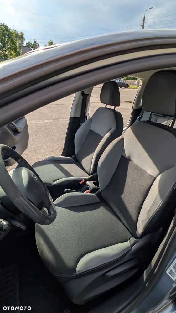 Citroën C3 1.4 HDi First - 7