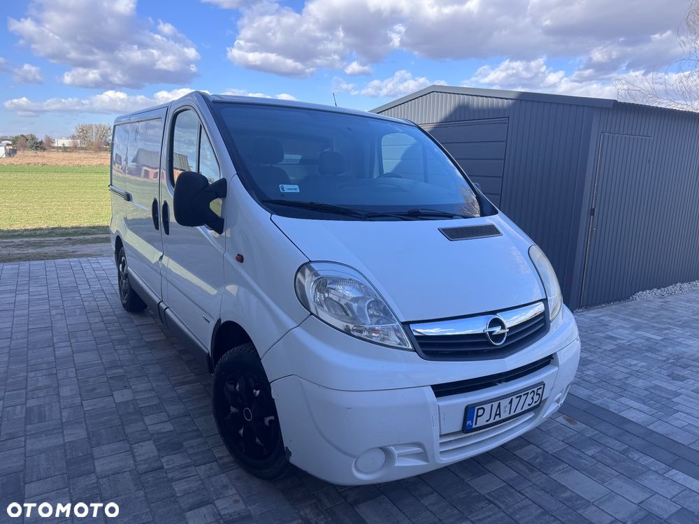 Opel Vivaro - 2