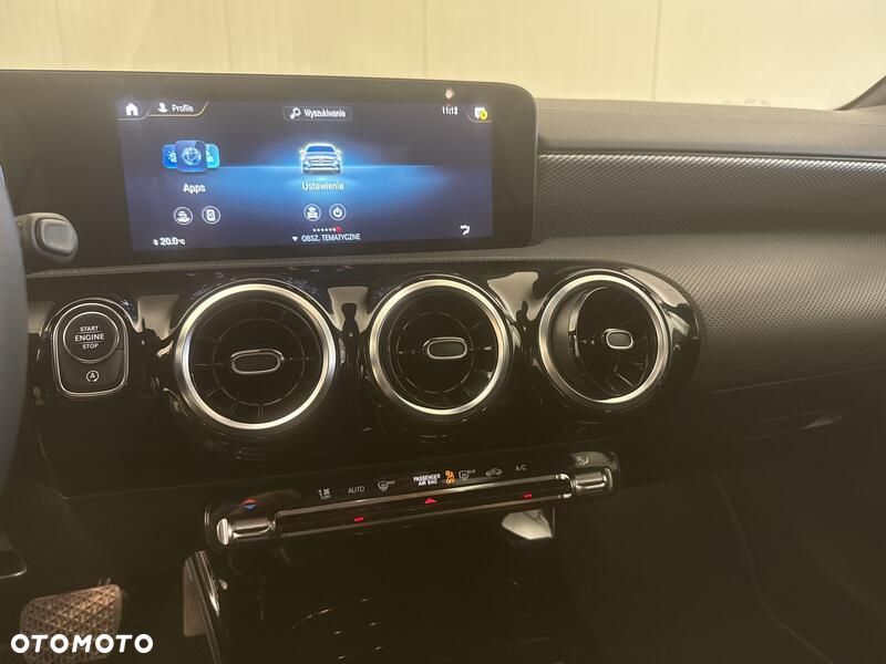 Mercedes-Benz CLA 200 7G-DCT - 13