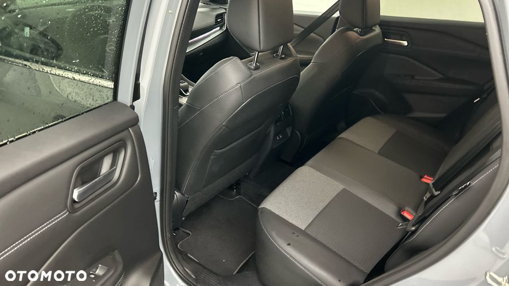 Nissan Qashqai 1.3 DIG-T N-Connecta DCT - 6