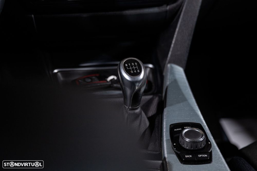 BMW 318 d Touring Line Sport - 30