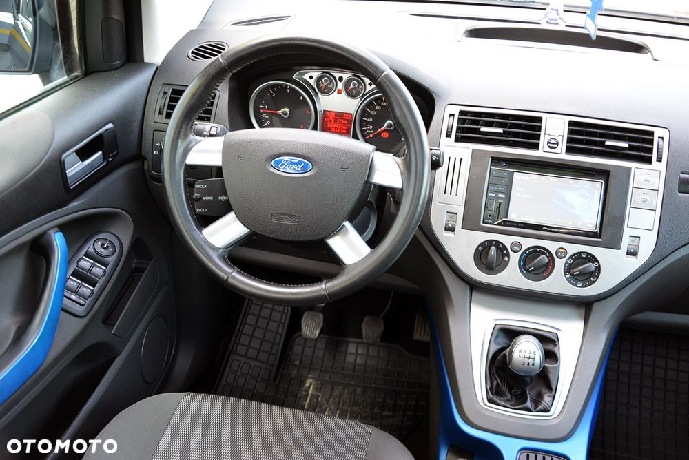 Ford Kuga 2.0 TDCi 2x4 Trend - 3
