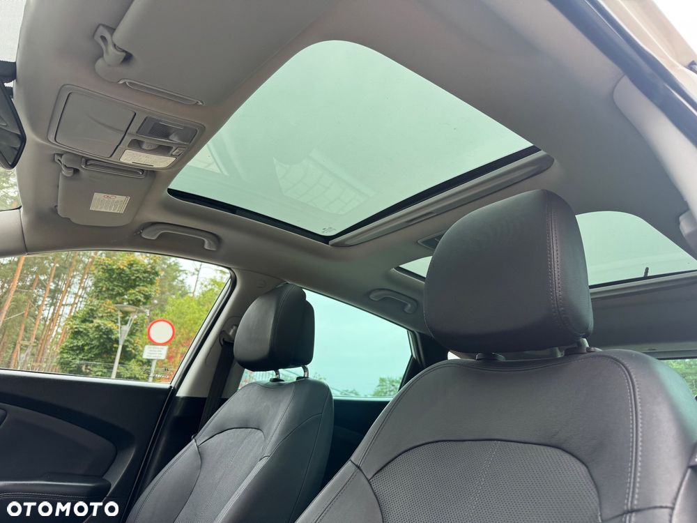 Hyundai ix35 2.0 CRDi 4WD Premium - 11