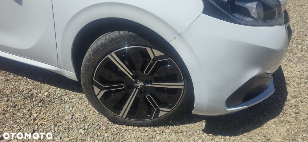 Peugeot 208 PureTech 110 Stop & Start EAT6 Tech Edition - 25