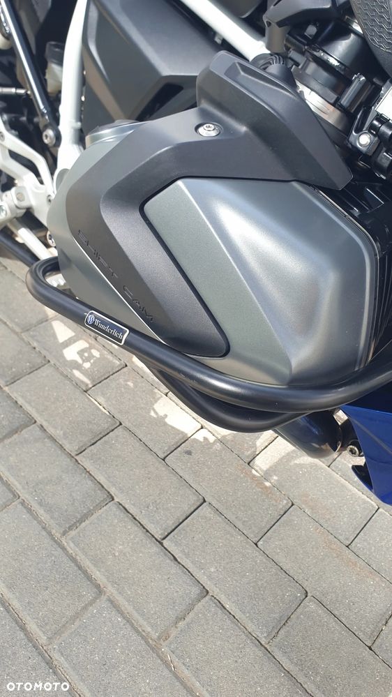 BMW RS - 12