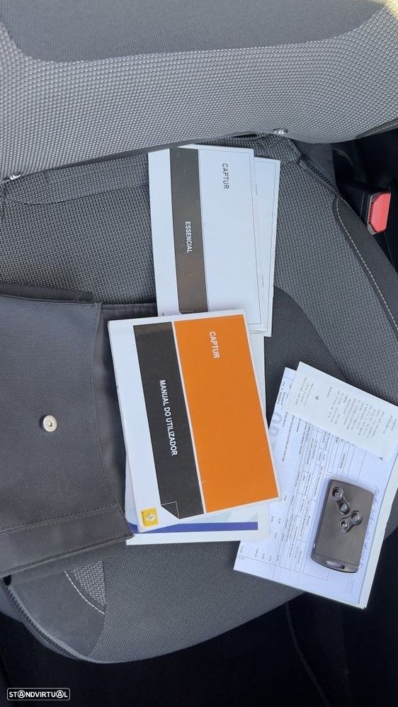 Renault Captur 1.5 dCi Exclusive C/Pneu - 22