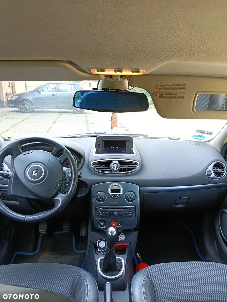 Renault Clio 1.2 TCE Alize - 8
