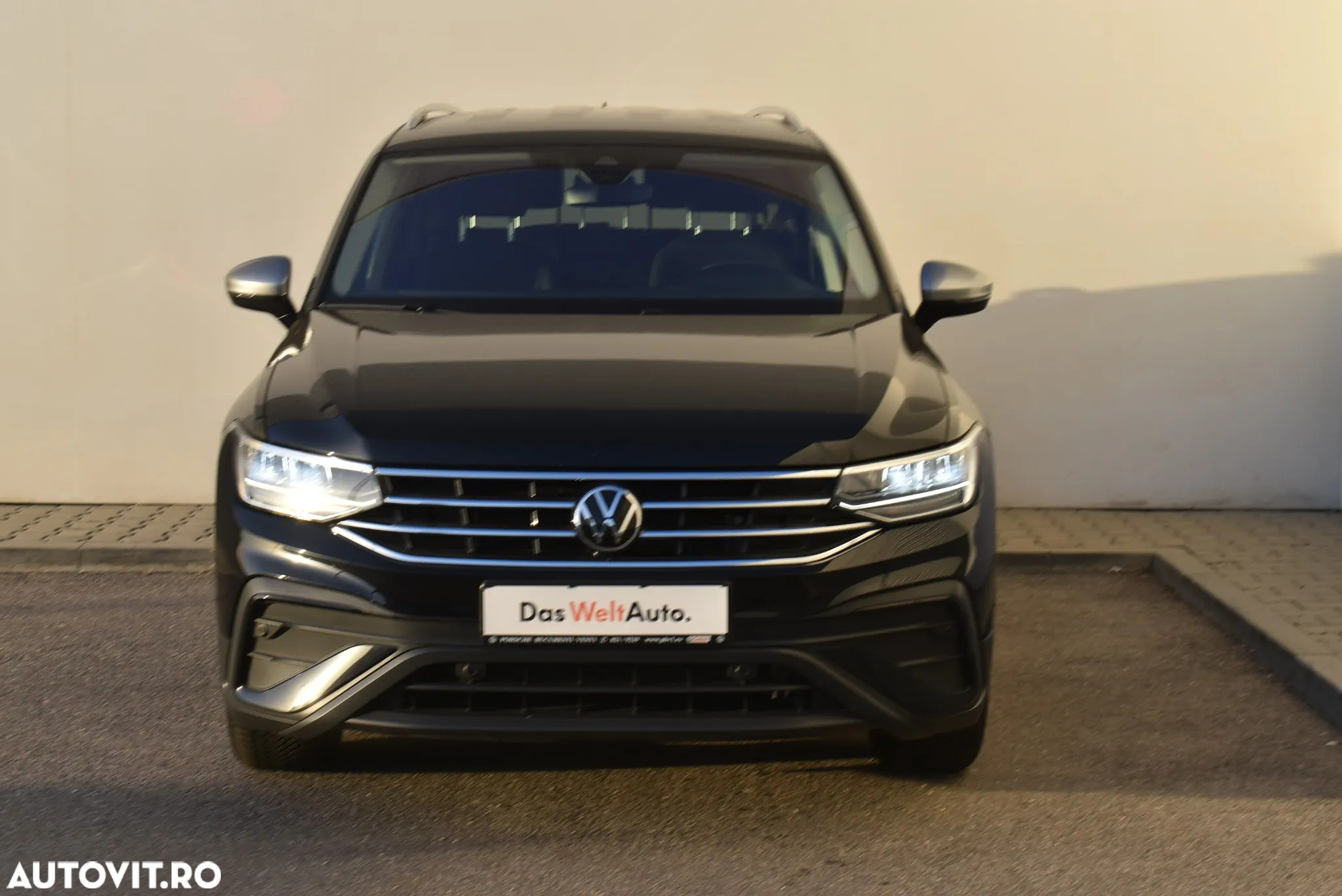 Volkswagen Tiguan Allspace 2.0 TDI DSG Life - 4