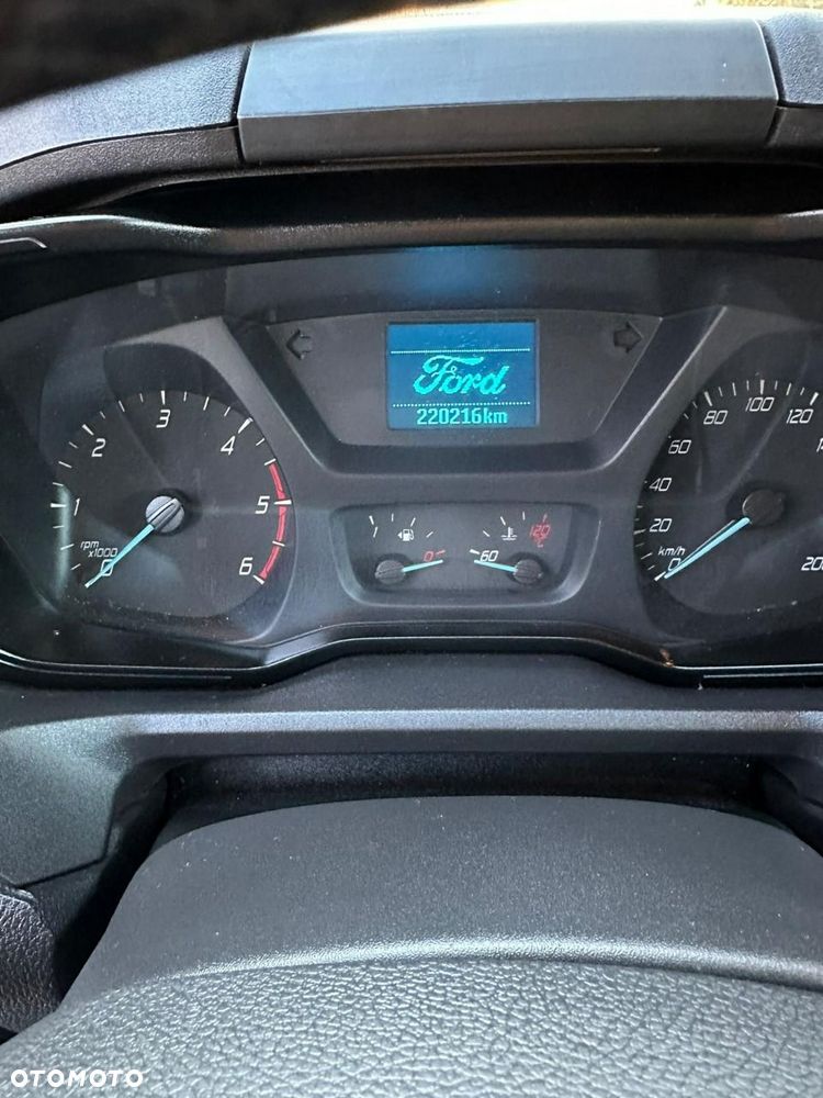 Ford Transit Custom - 8
