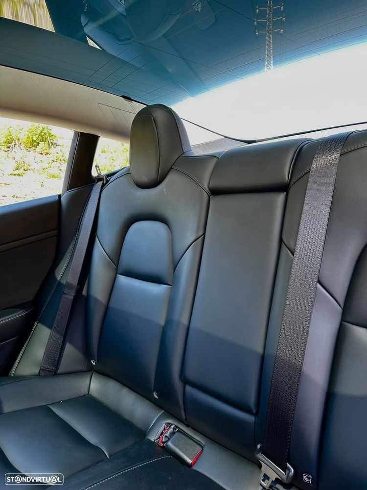 Tesla Model 3 Standard Range Plus RWD - 11