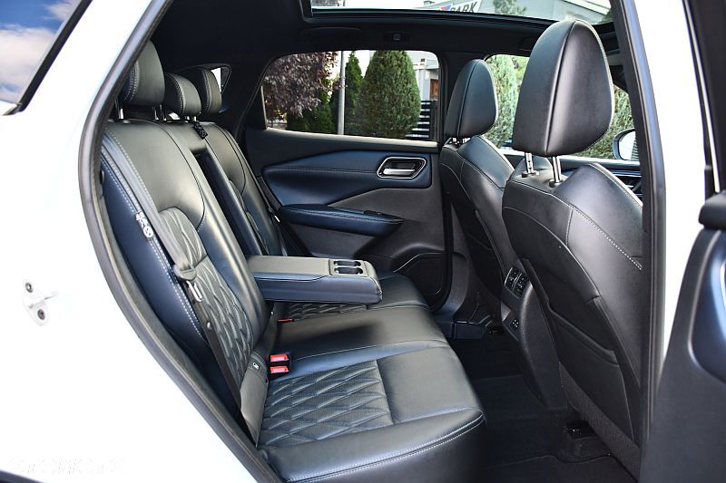 Nissan Qashqai 1.3 DIG-T MHEV Xtronic Tekna - 24