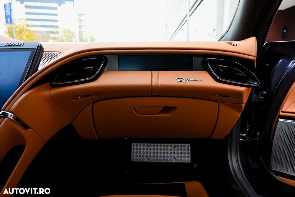 Ferrari Roma - 22
