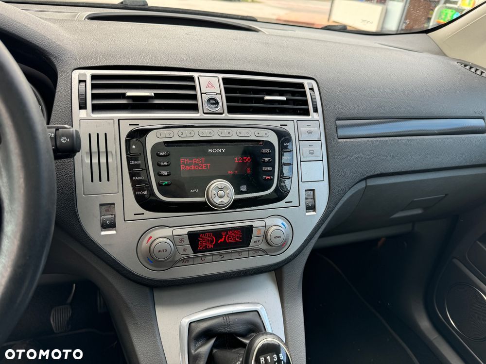 Ford Kuga 2.0 TDCi 4x4 Titanium - 15