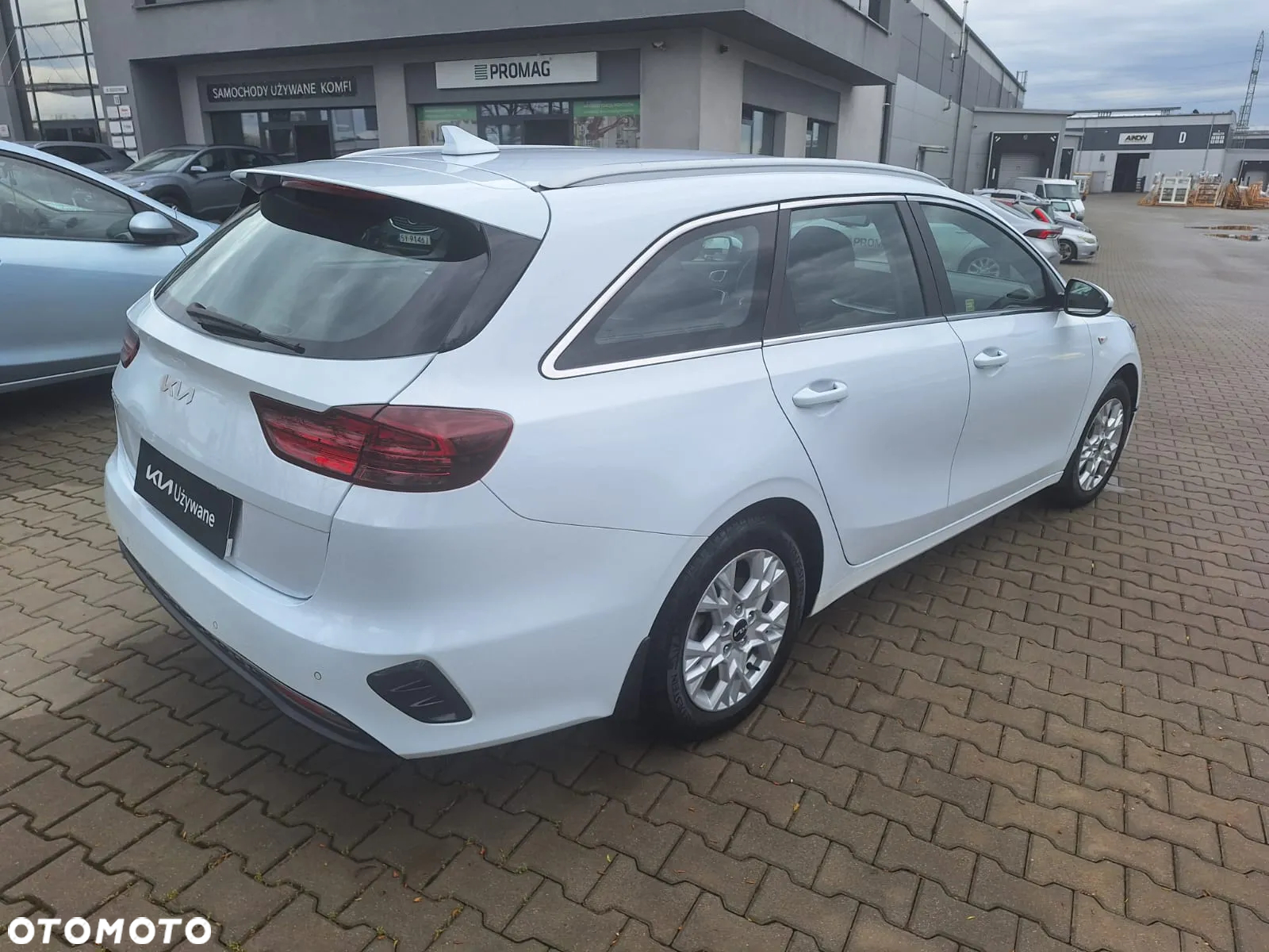 Kia Ceed 1.5 T-GDI M - 8