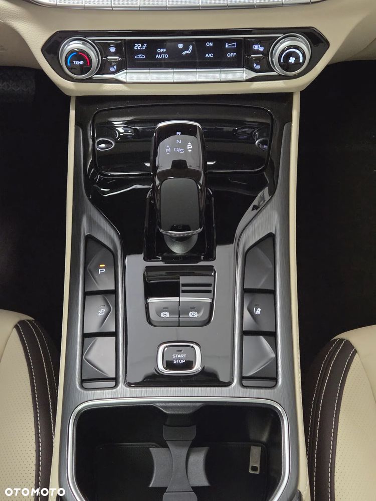 Bestune T77 1.5T Business DCT - 19