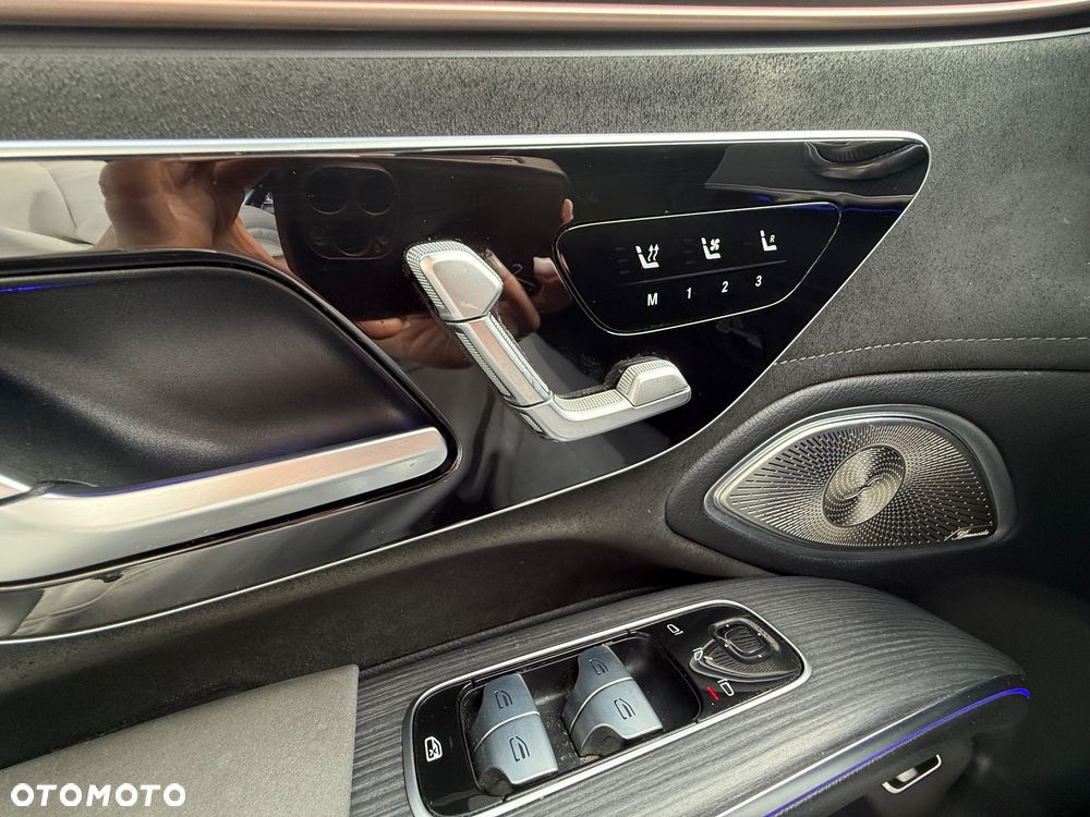 Mercedes-Benz EQS 450+ AMG Line - 16