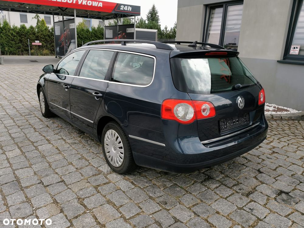 Volkswagen Passat - 10