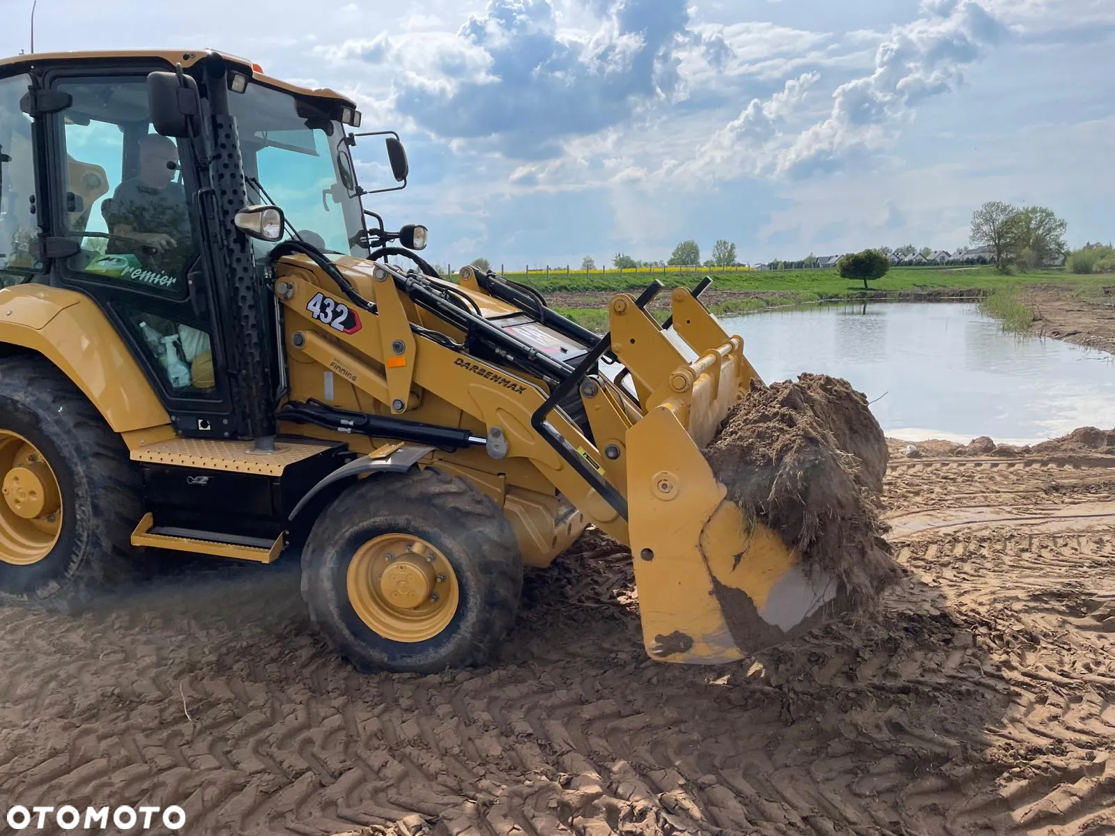 Caterpillar 432F 2 - 8