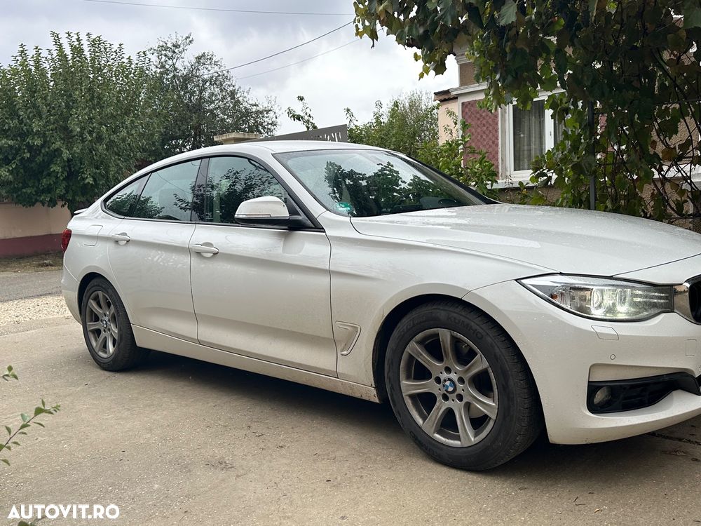 BMW Seria 3 320d Aut. - 3