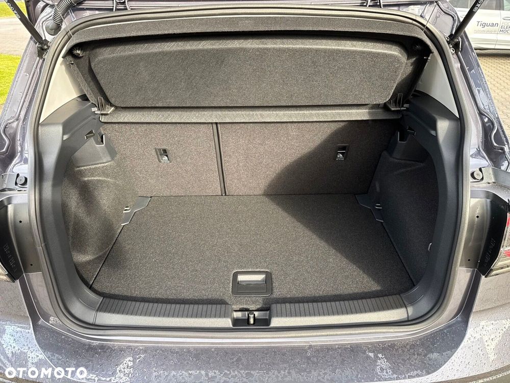 Volkswagen T-Cross 1.0 TSI Life Plus - 17