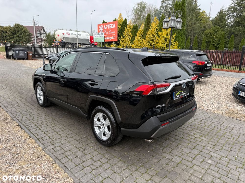 Toyota RAV4 Hybrid Premium 4x2 - 35