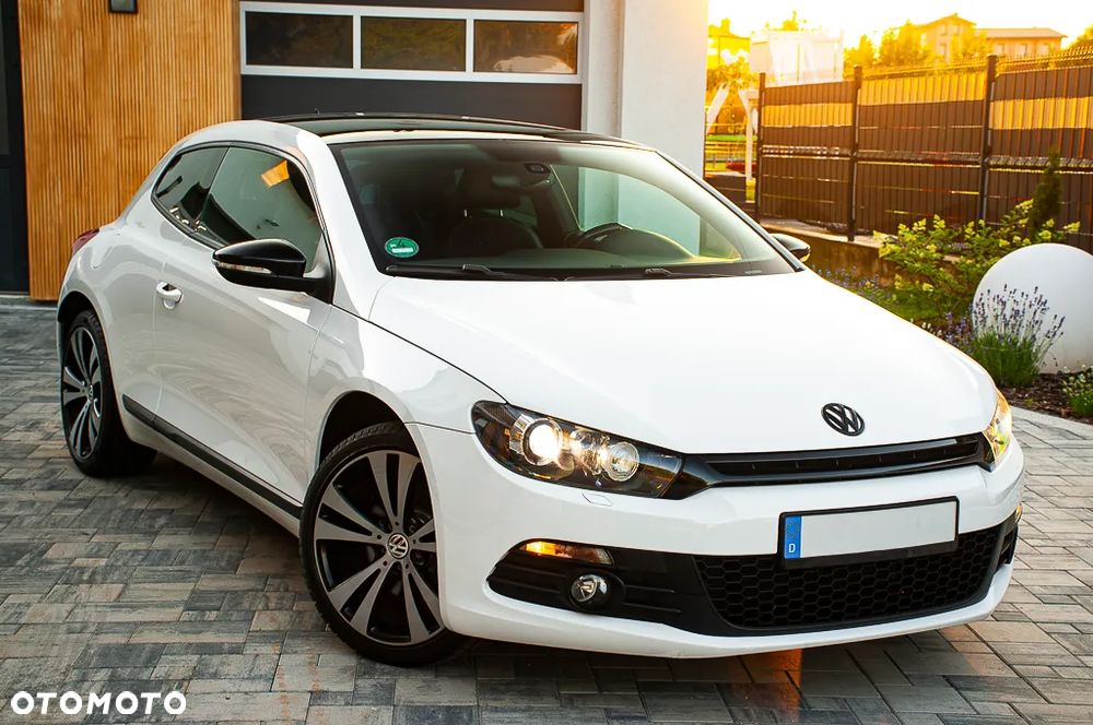 Volkswagen Scirocco 1.4 TSI Edition - 17