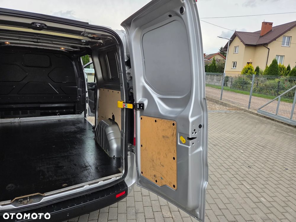 Ford Transit Custom - 17