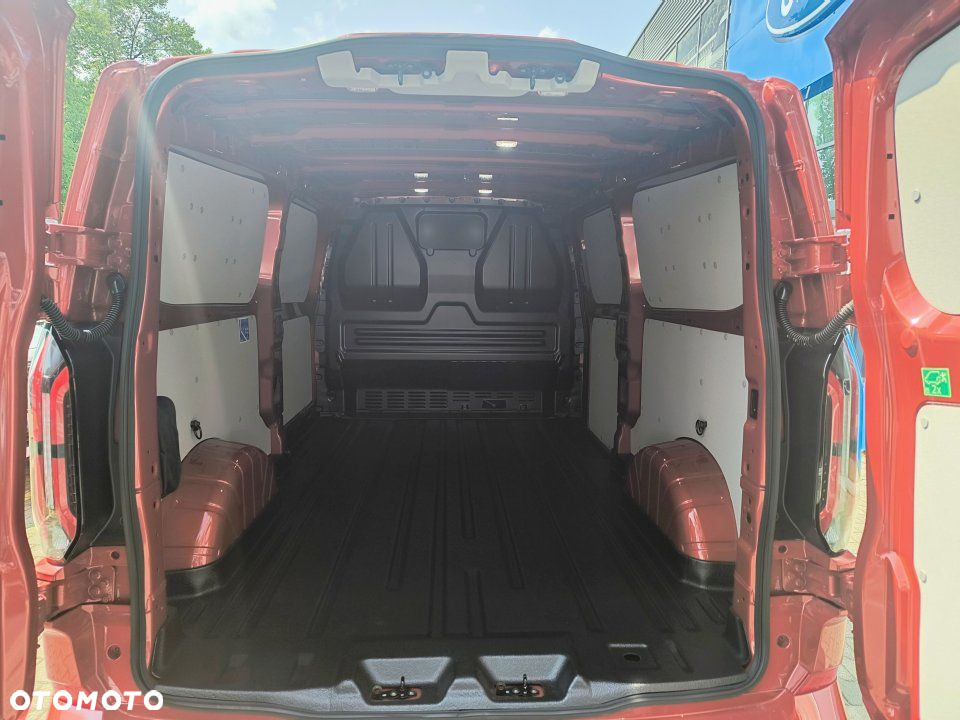 Ford Transit Custom - 9