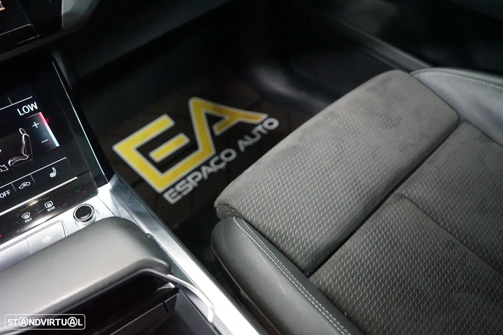 Audi e-tron 50 quattro S line - 46