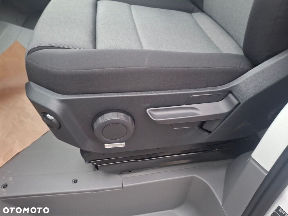 Volkswagen Crafter Skrzynia z plandeką - 21