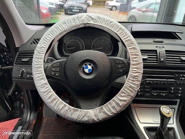 BMW X3 2.0 d - 12