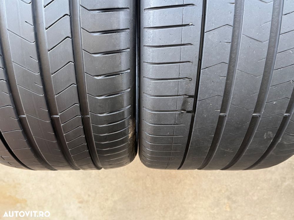 Vând 2 anvelope 315/30/22 Pirelli de vară ca noi - 2