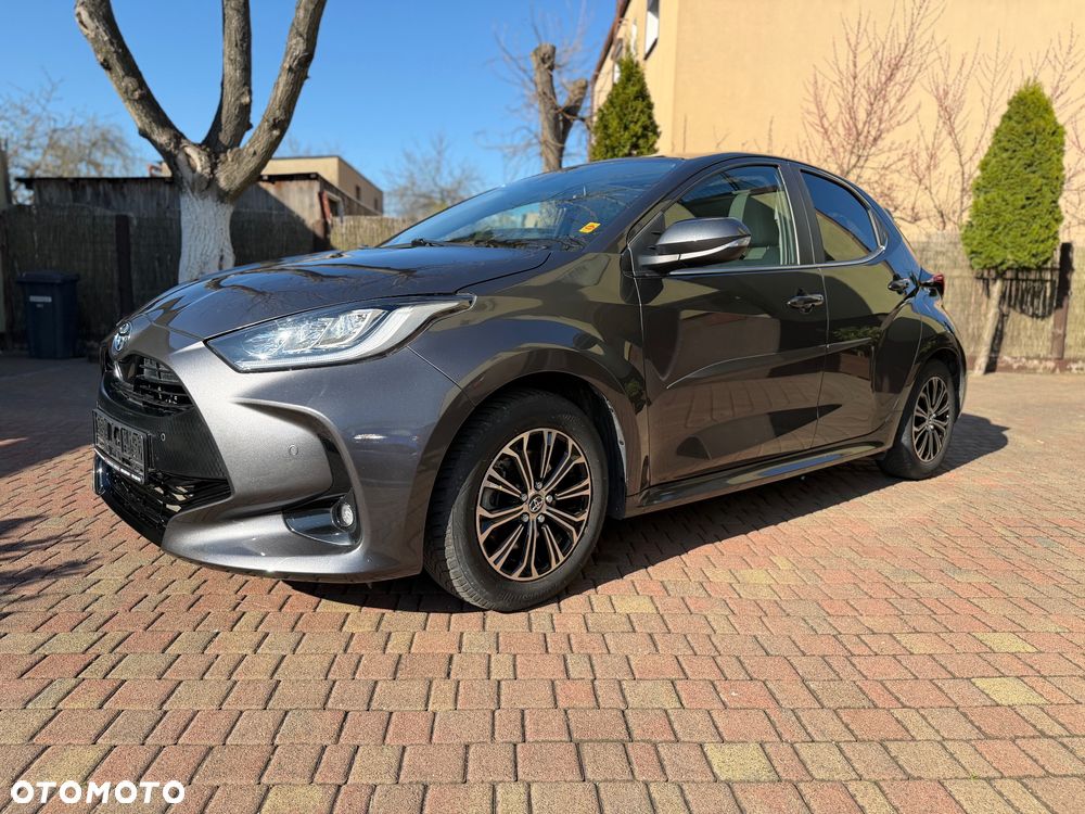 Toyota Yaris - 10