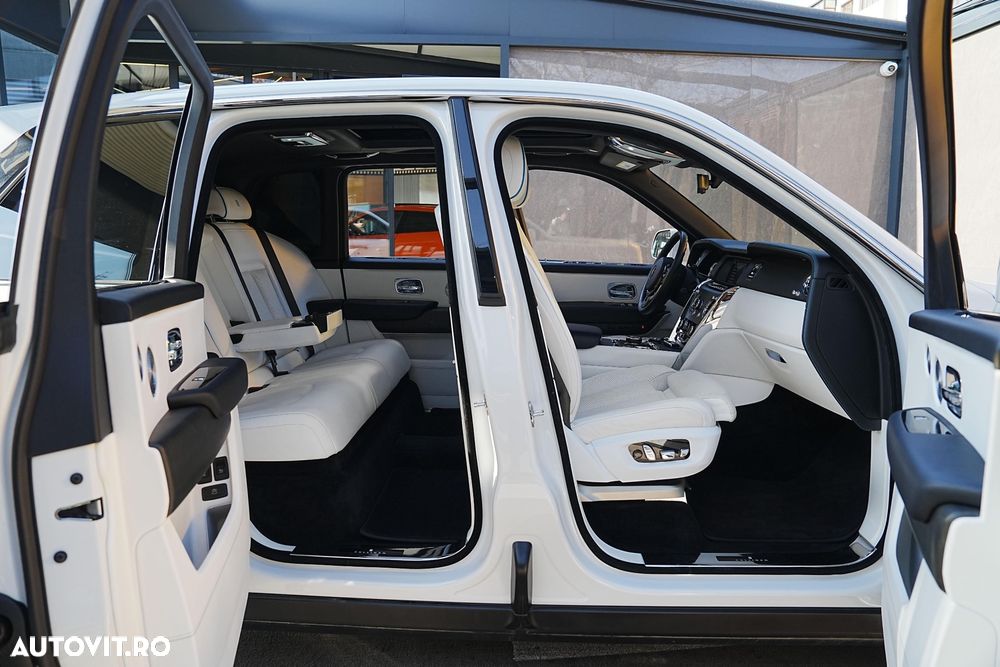 Rolls-Royce Cullinan Standard - 20