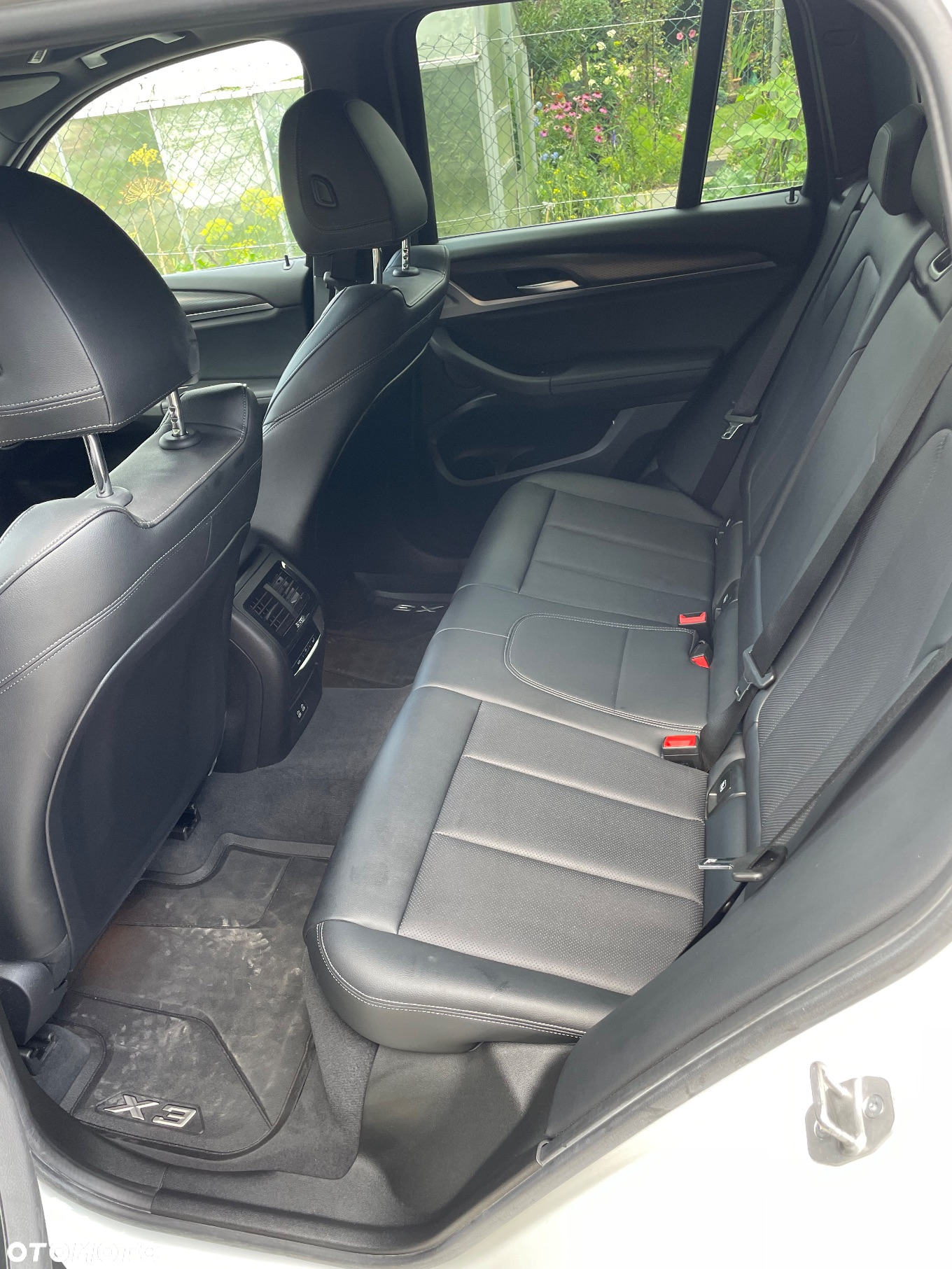 BMW X3 sDrive18d - 11