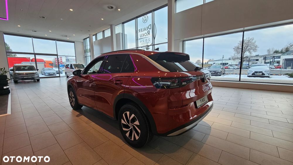 Volkswagen T-Roc - 4