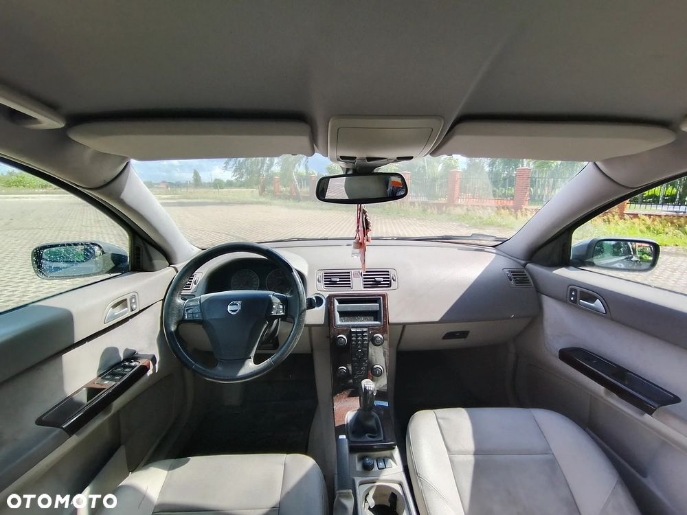 Volvo S40 2.0D DPF Momentum - 11