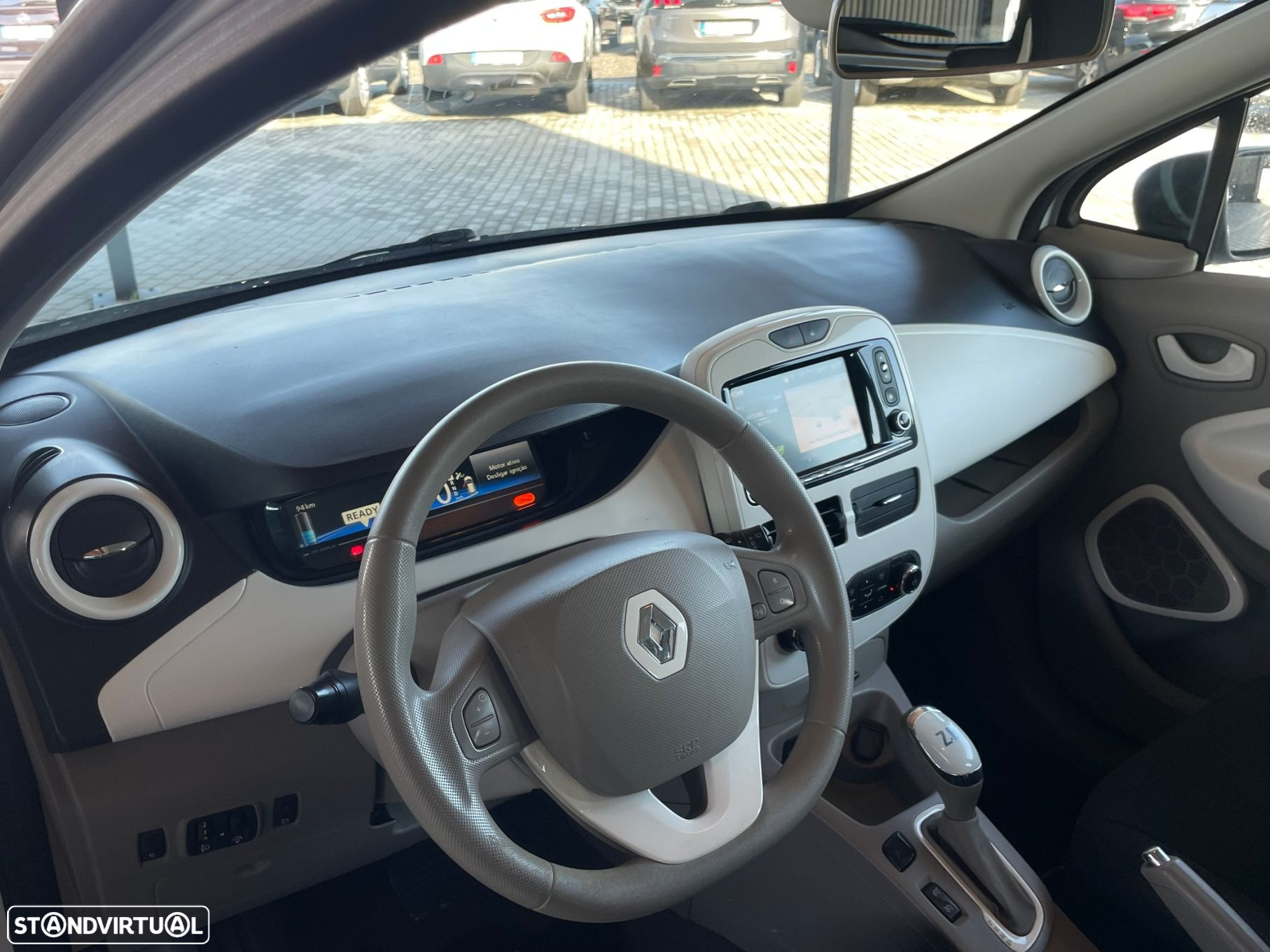 Renault Zoe (c/ Bateria) Life 40 Q90 - 13