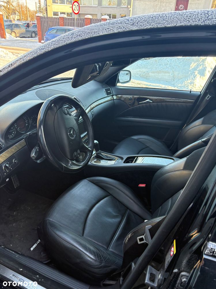 Mercedes-Benz Klasa E 63 AMG 7G-TRONIC - 9