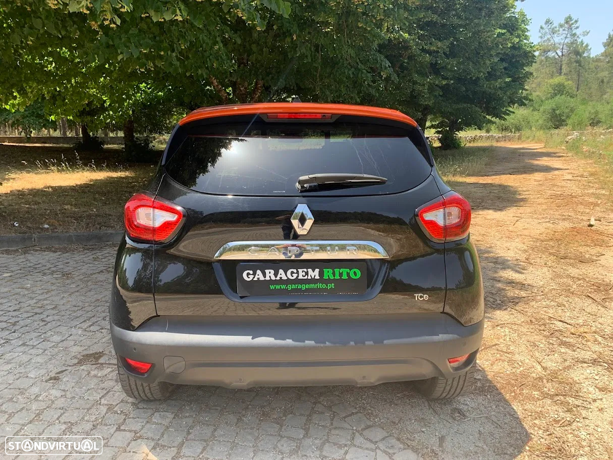 Renault Captur 1.2 TCe Exclusive EDC - 4